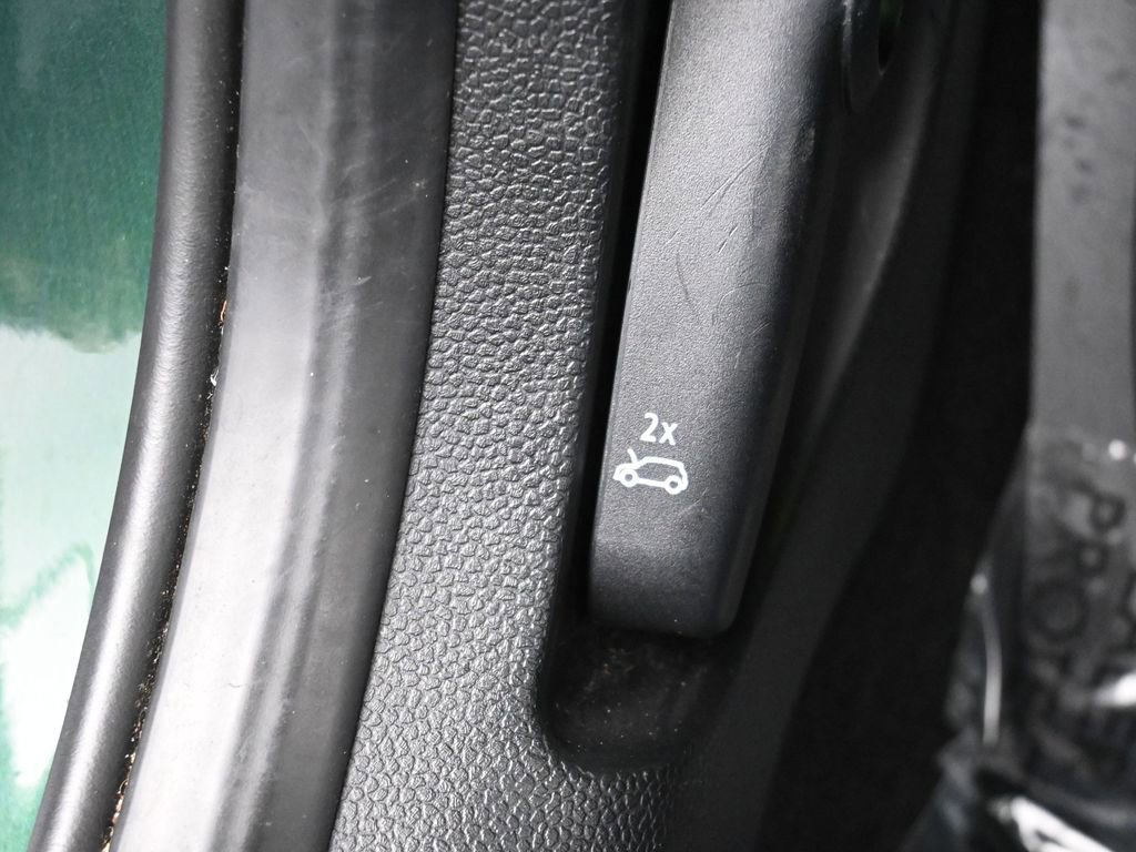 Used 2016 MINI Cooper S image 32