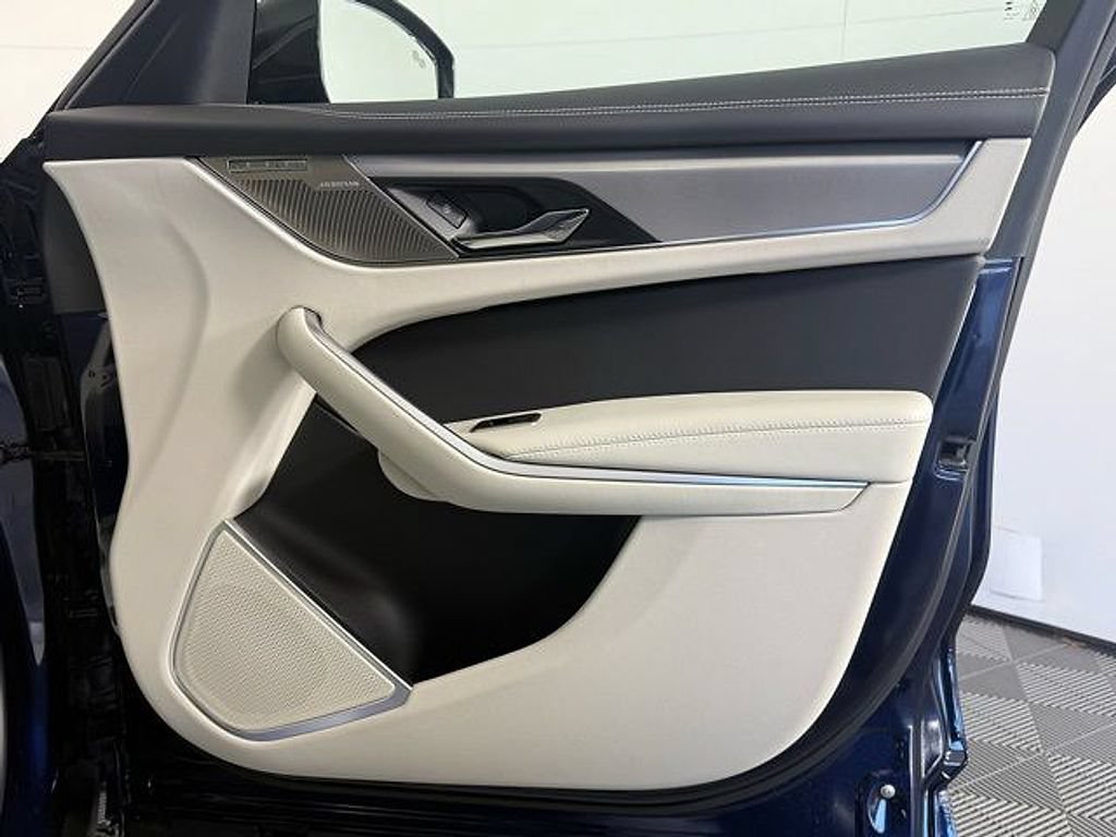 New 2026 Jaguar F-PACE R-Dynamic S AWD/4WD image 20