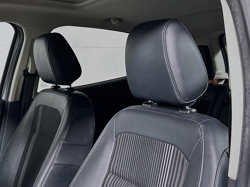 Used 2021 Ford EcoSport SES image 21