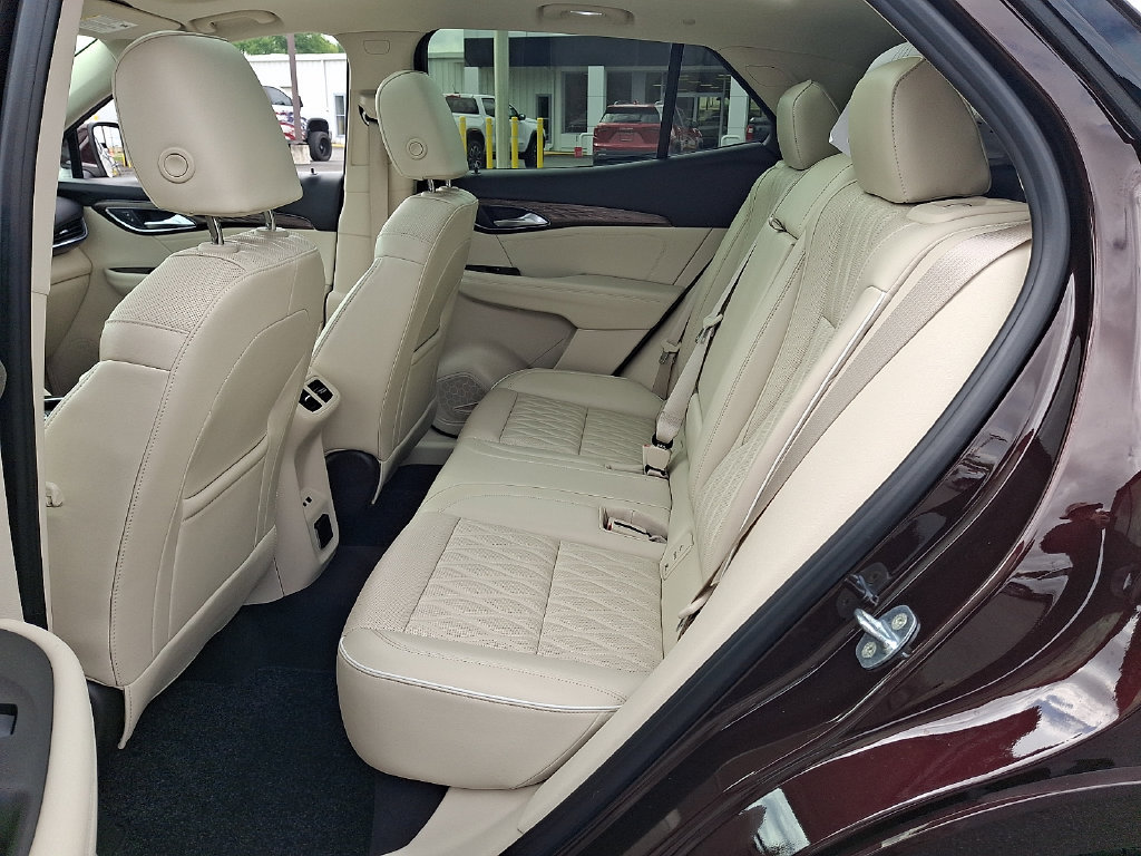 Used 2023 Buick Envision Avenir AWD/4WD image 13