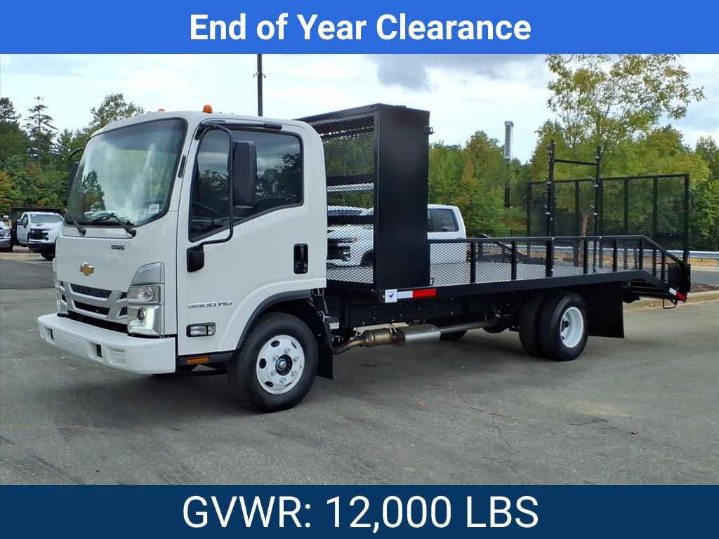 New 2025 Chevrolet Low Cab Forward image 3