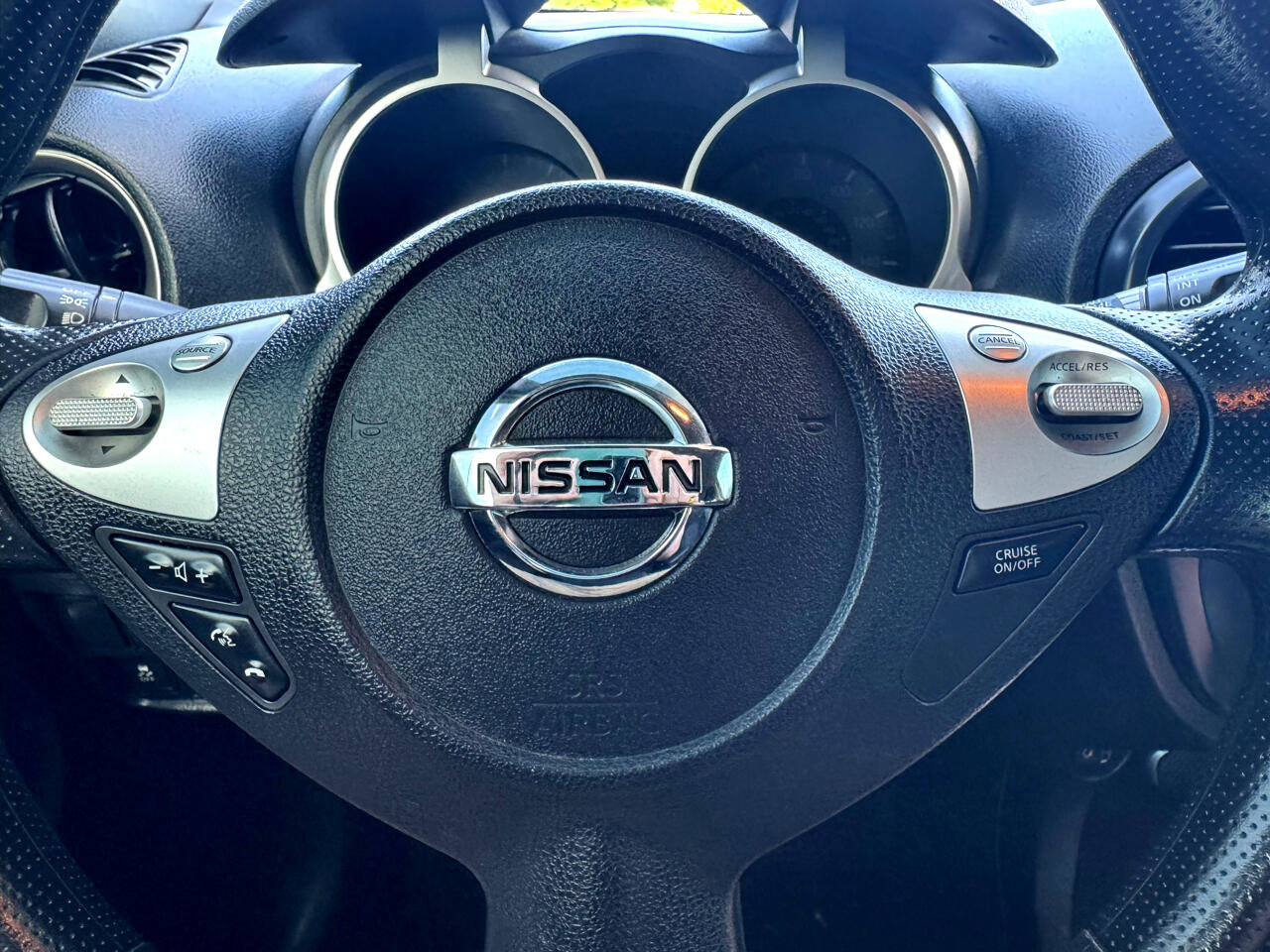 Used 2015 Nissan Juke S image 23