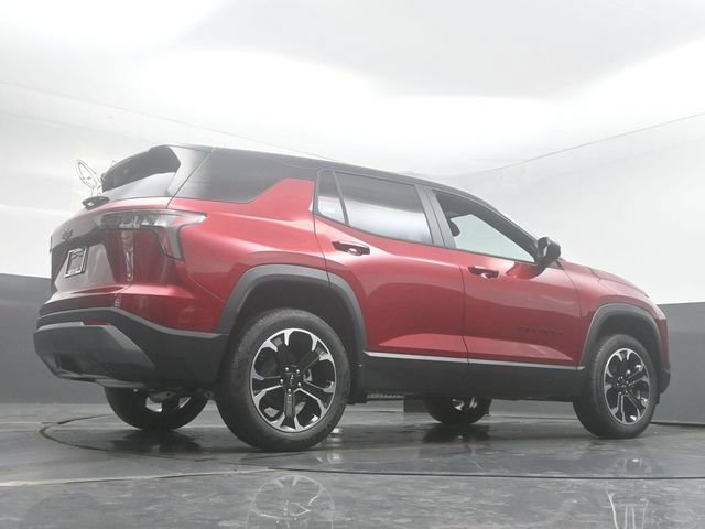 New 2026 Chevrolet Equinox LT w/ Safety and Technology Package FWD image 11
