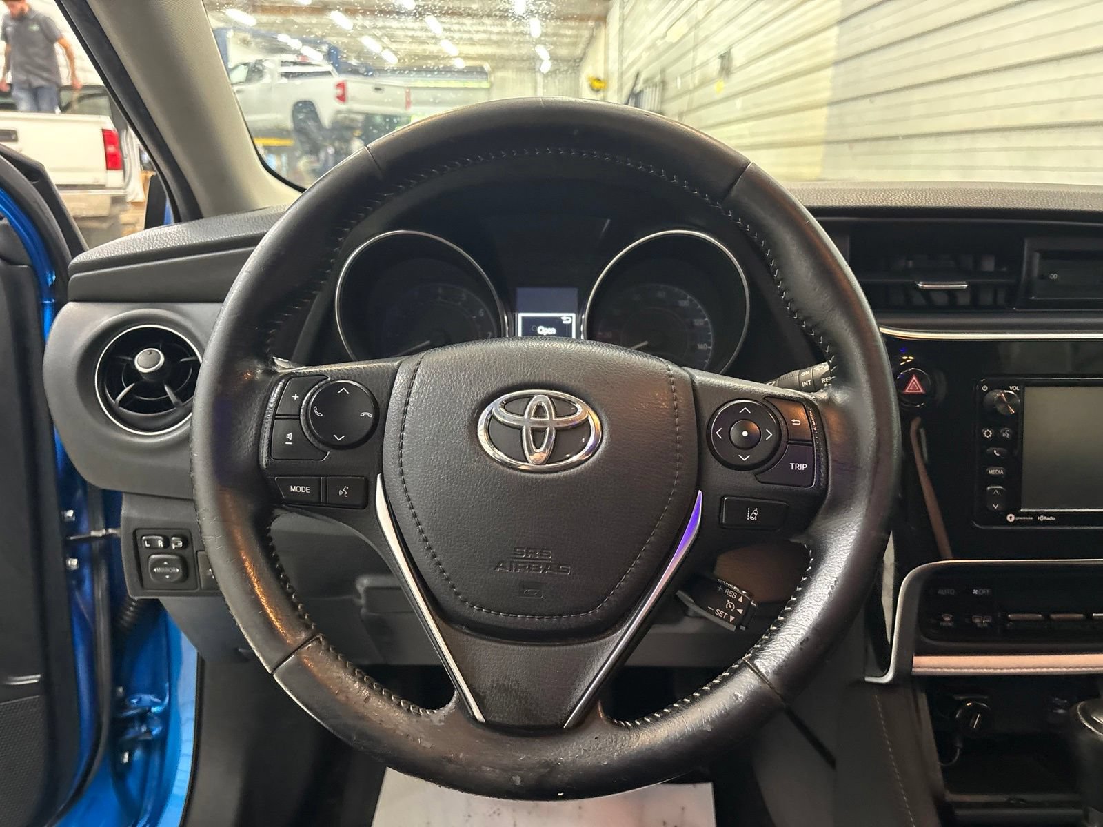 Used 2018 Toyota Corolla iM w/ All-Weather Mat Package FWD image 11