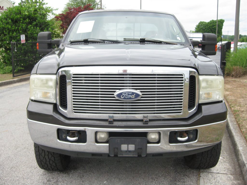 Used 2006 Ford F250 Lariat AWD/4WD image 2