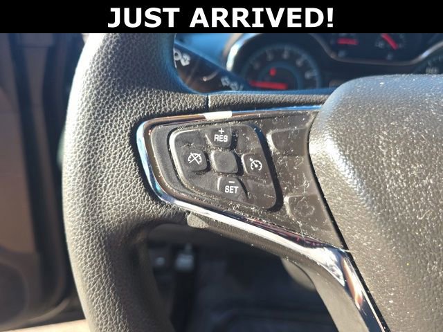 Used 2017 Chevrolet Cruze LT w/ Convenience Package FWD image 11