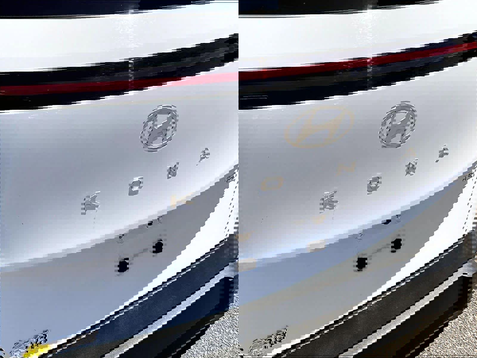 Used 2024 Hyundai Kona SEL w/ Convenience Package image 27