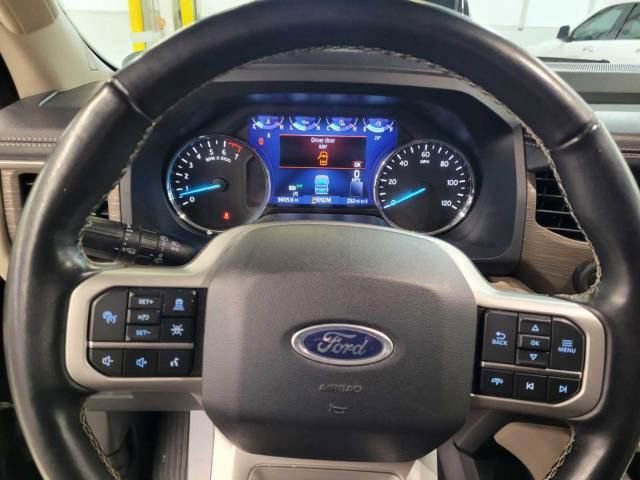 Used 2023 Ford Expedition Limited image 5