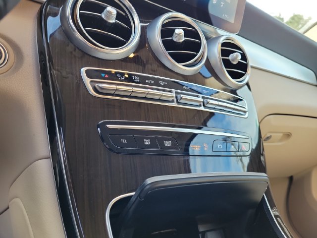 Used 2022 Mercedes-Benz GLC 300 4MATIC image 30