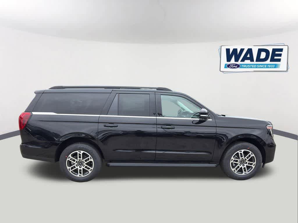 New 2026 Ford Expedition Max Active RWD image 4