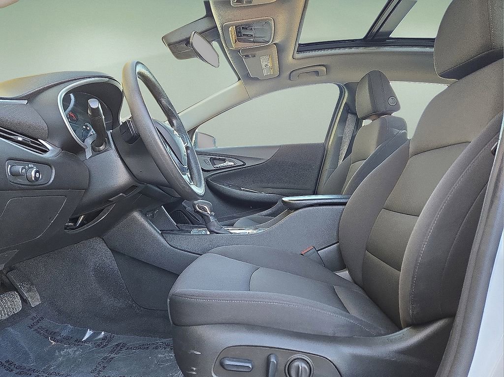 Used 2024 Chevrolet Malibu LT image 23