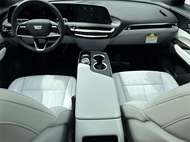 New 2025 Cadillac Lyriq Luxury image 13