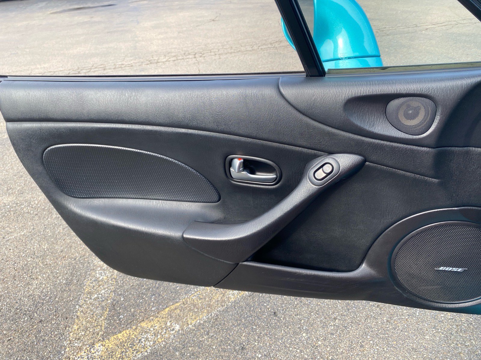 Used 2003 MAZDA MX-5 Miata RWD image 17