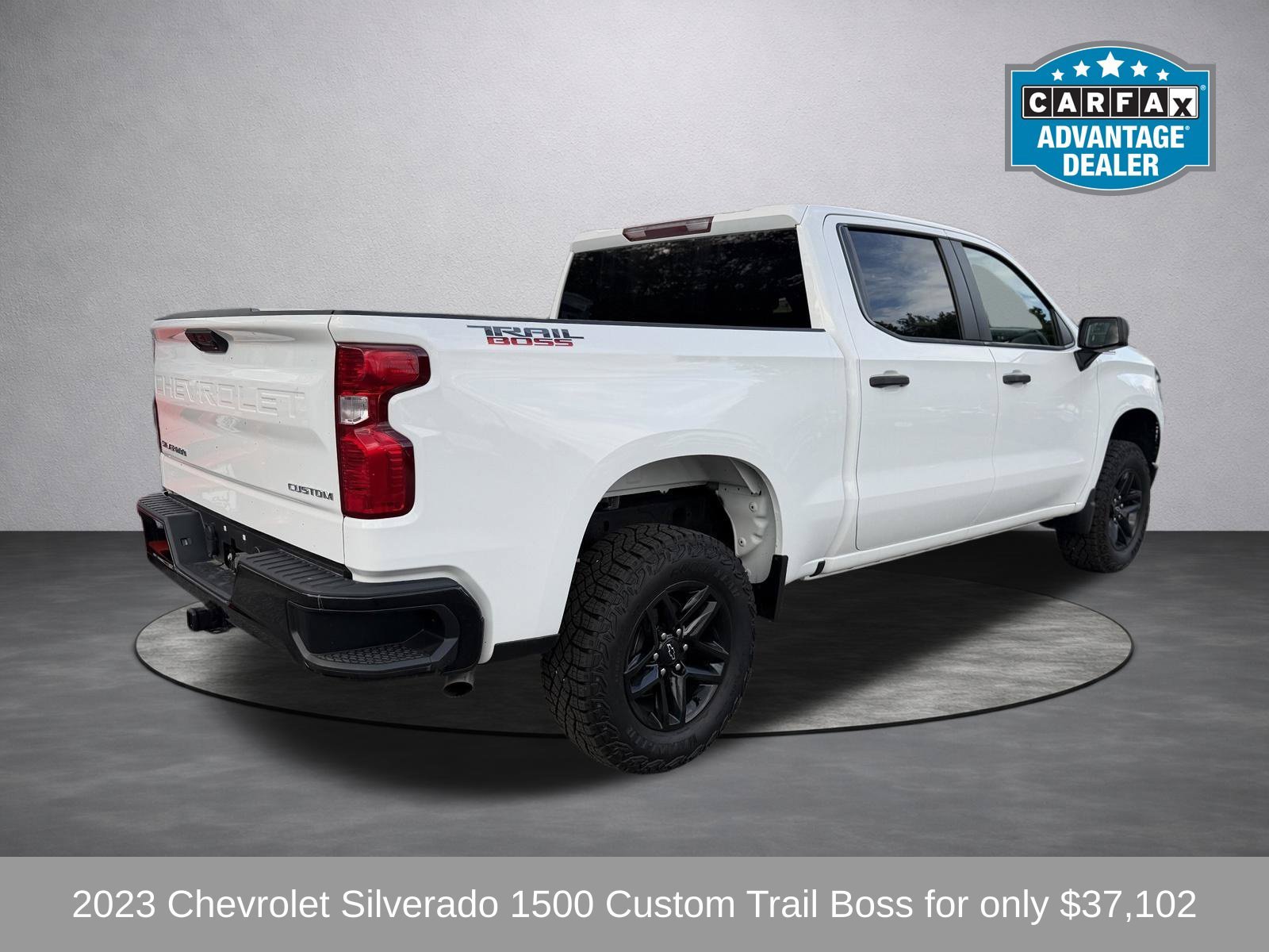 Used 2023 Chevrolet Silverado 1500 Custom Trail Boss AWD/4WD image 5