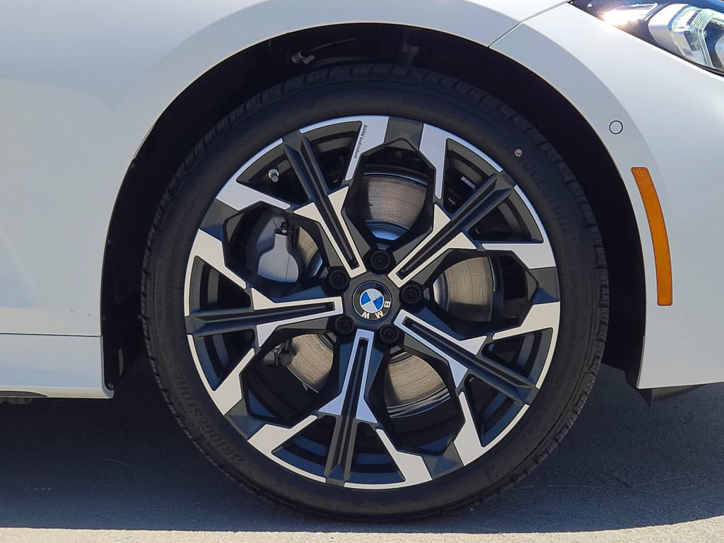 New 2026 BMW 330i Sedan w/ Convenience Package RWD image 6