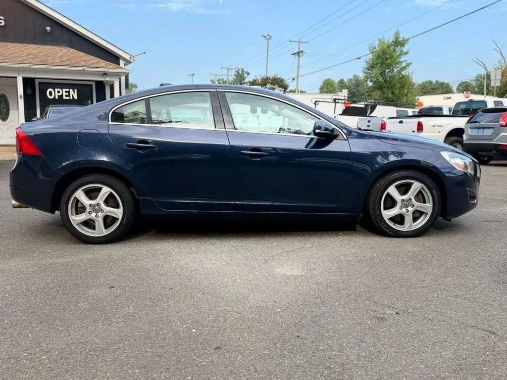 Used 2013 Volvo S60 T5 AWD/4WD image 8