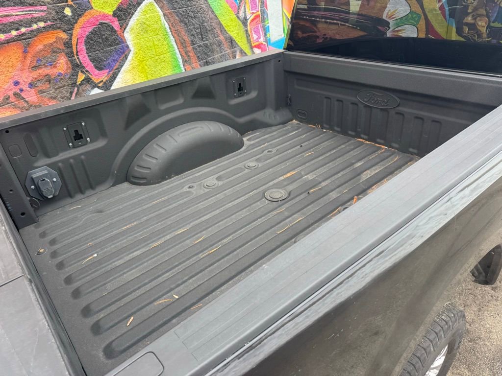 Used 2020 Ford F250 XLT w/ XLT Premium Package image 9