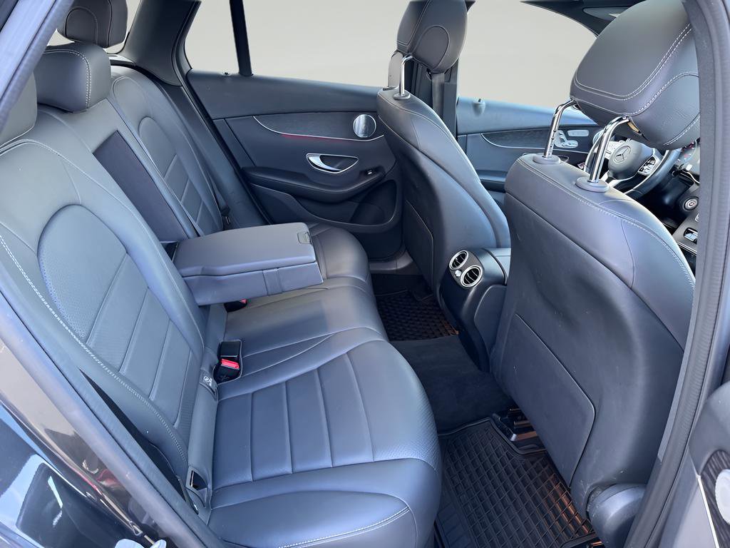 Used 2021 Mercedes-Benz GLC 300 4MATIC image 32