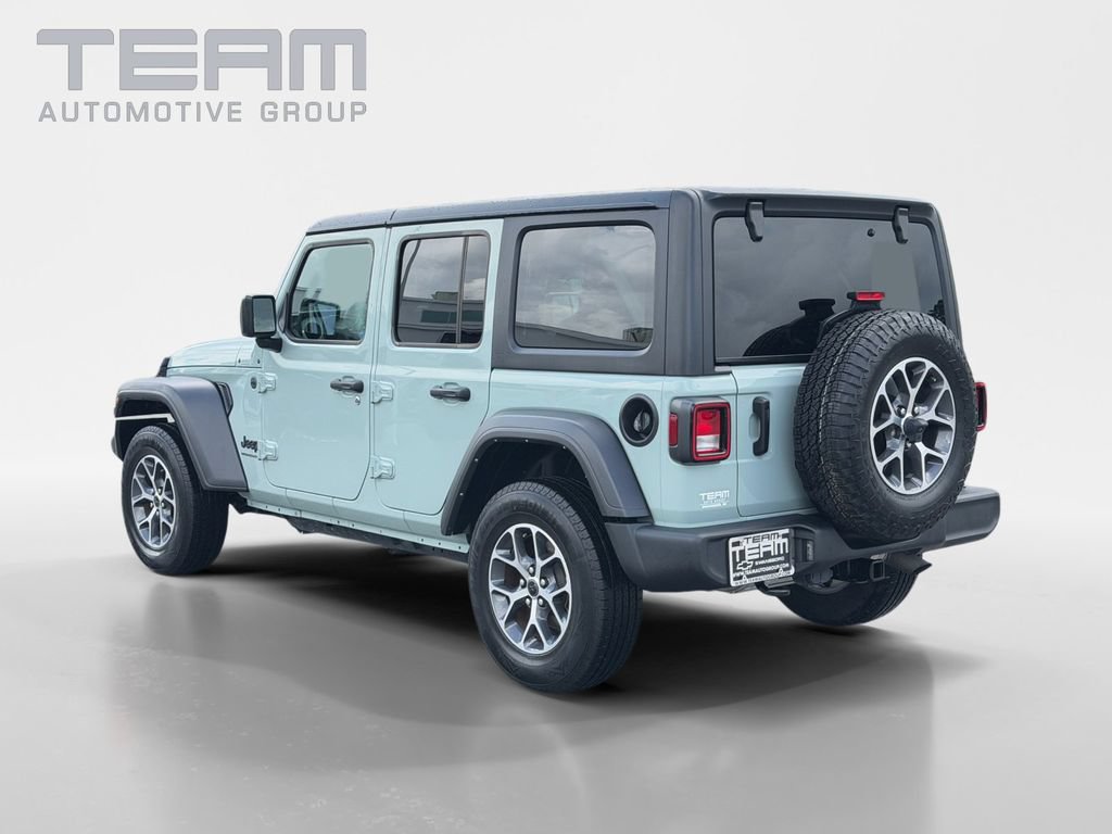 Used 2024 Jeep Wrangler Unlimited Sport AWD/4WD image 5