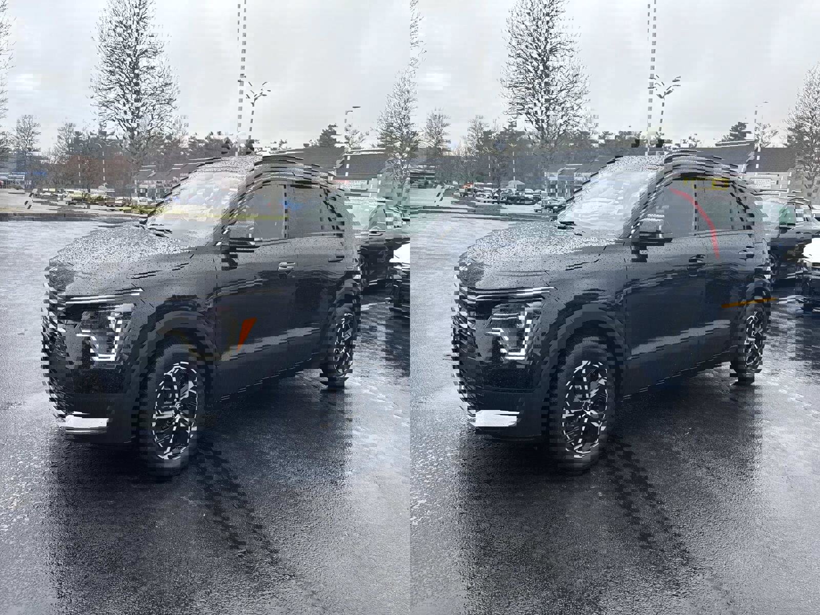 Used 2023 Kia Niro EX image 1