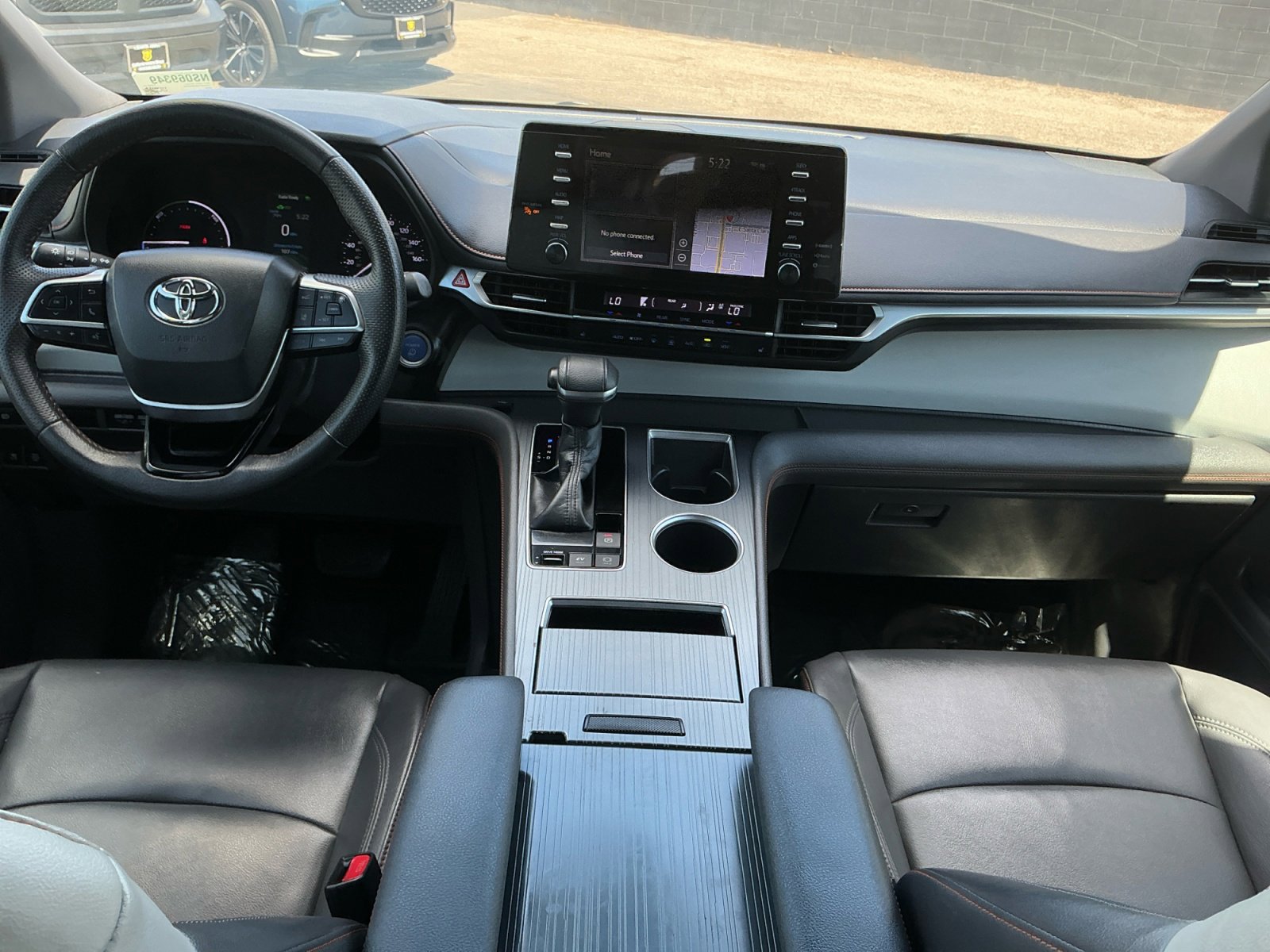 Used 2022 Toyota Sienna XSE AWD/4WD image 15
