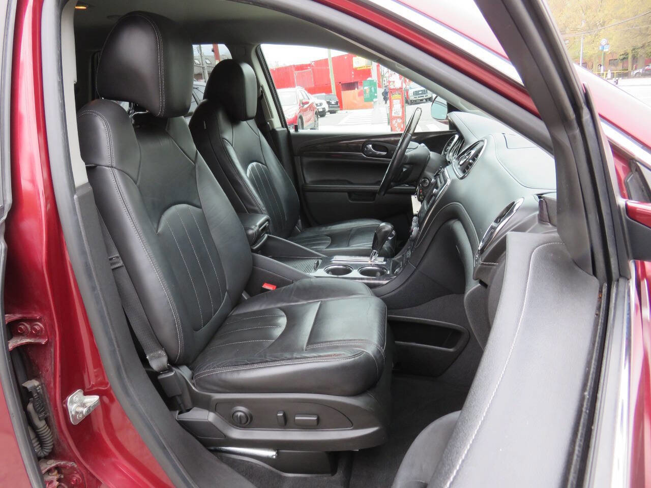 Used 2016 Buick Enclave Leather AWD/4WD image 10