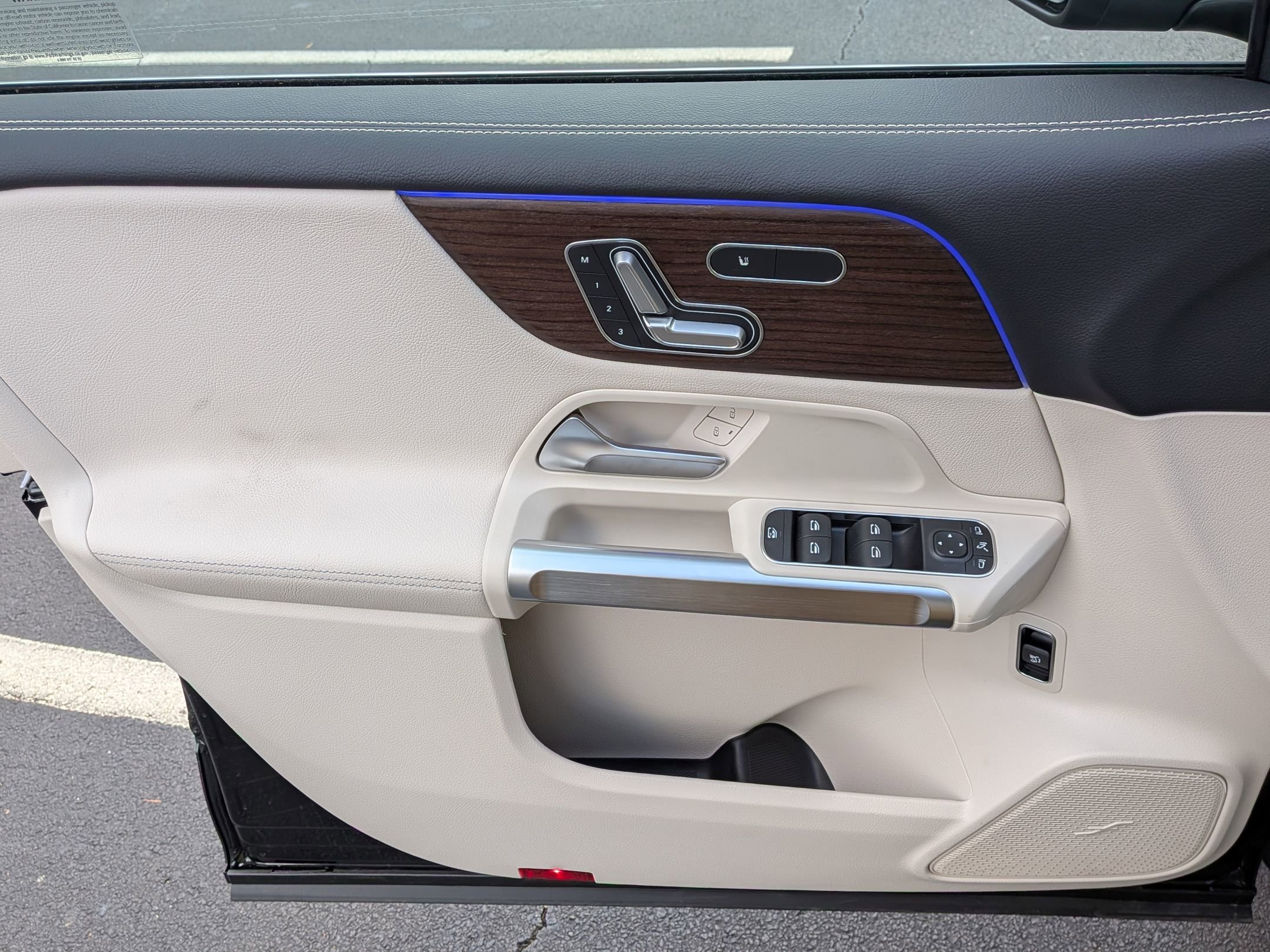 New 2026 Mercedes-Benz GLB 250 image 14