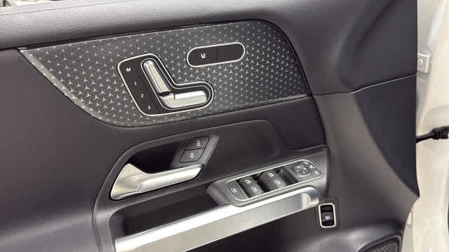 Certified 2026 Mercedes-Benz GLB 250 4MATIC image 15