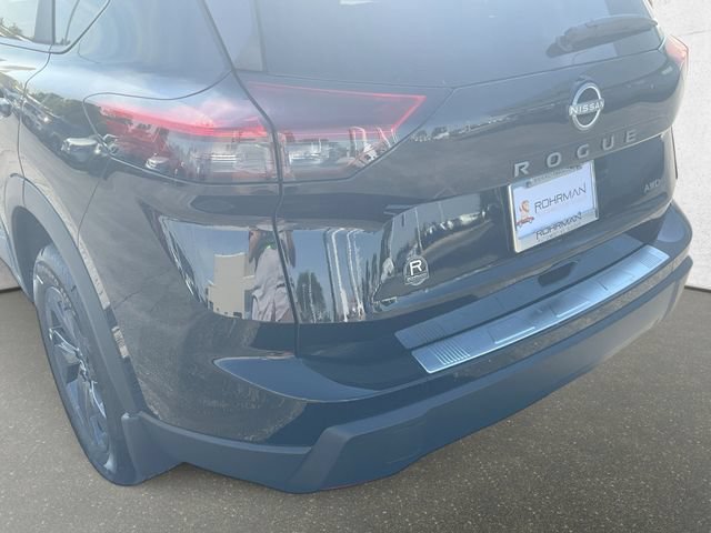New 2026 Nissan Rogue SV AWD/4WD image 30