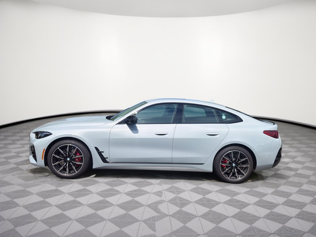 New 2026 BMW 430i xDrive w/ M Sport Package AWD/4WD image 2