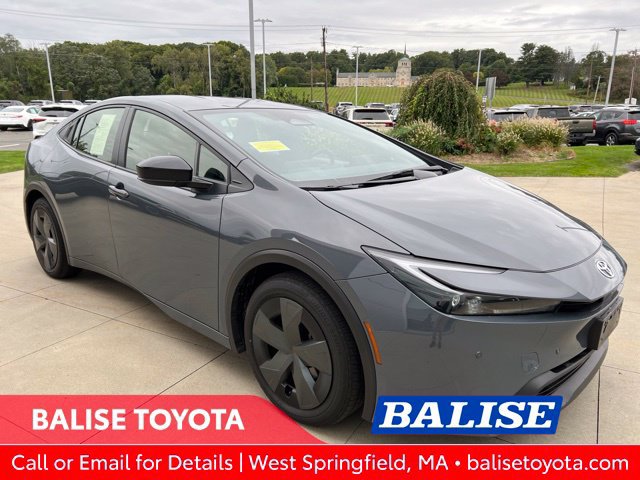Used 2025 Toyota Prius LE