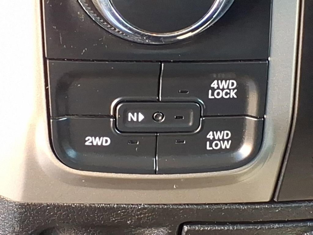 Used 2019 RAM 1500 Classic Warlock AWD/4WD image 19