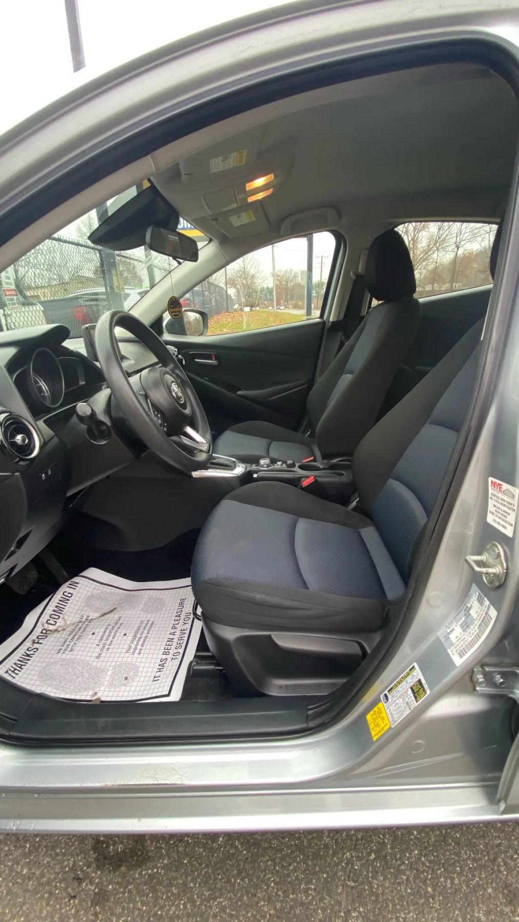 Used 2019 Toyota Yaris LE image 11