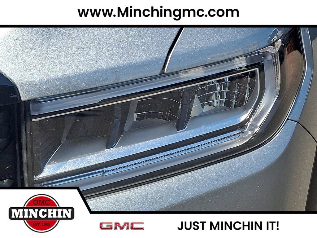 Certified 2023 GMC Acadia SLE w/ Driver Convenience Package AWD/4WD image 9