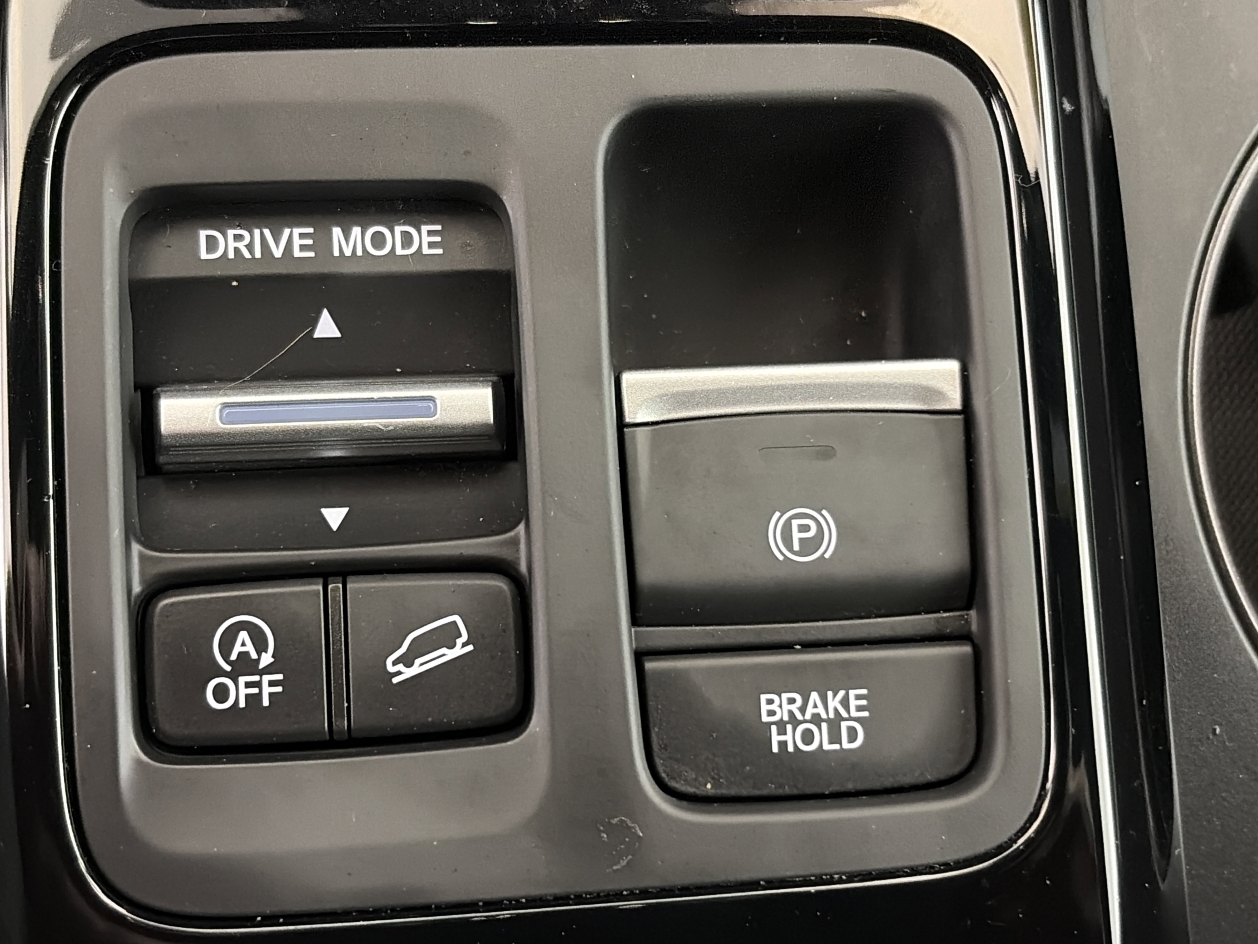 Used 2025 Honda Pilot TrailSport image 37