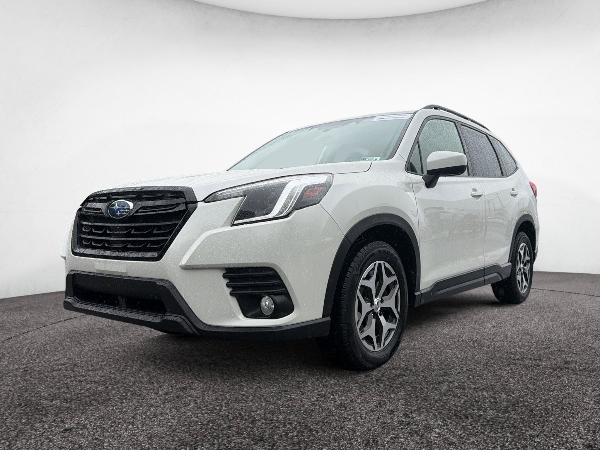 Certified 2023 Subaru Forester Premium AWD/4WD image 3