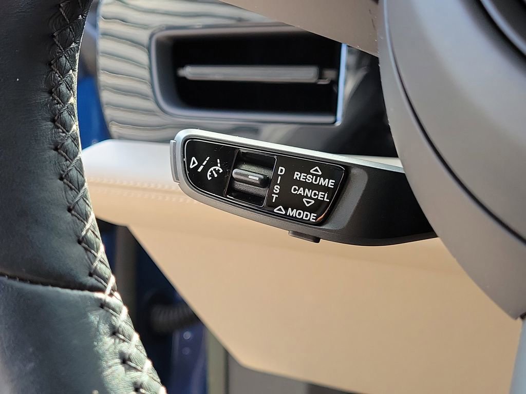 Certified 2023 Porsche Taycan 4S image 38