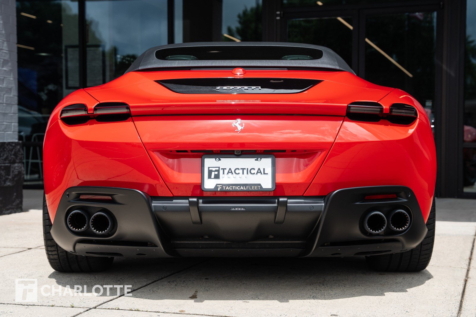 Used 2024 Ferrari Roma Spider RWD image 15