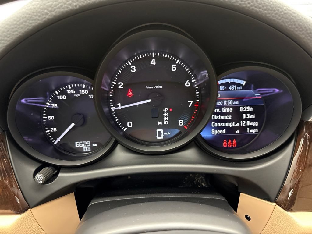 Certified 2026 Porsche Macan AWD/4WD image 32