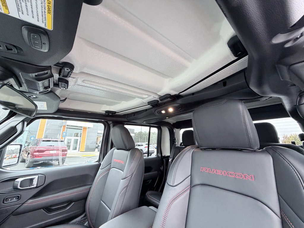 Used 2025 Jeep Gladiator Rubicon w/ Safety Group image 10