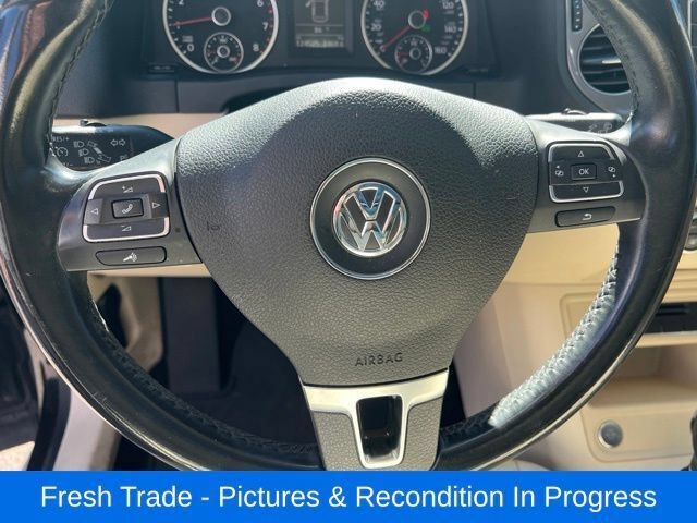 Used 2015 Volkswagen Tiguan SEL AWD/4WD image 11
