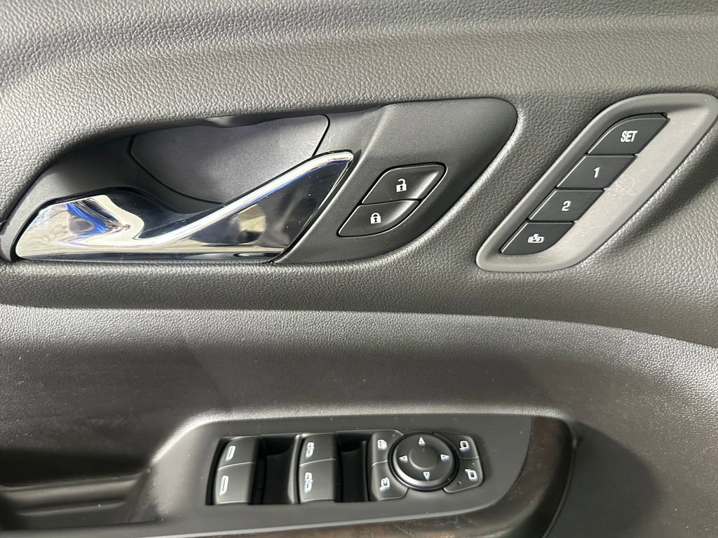 Used 2021 GMC Acadia Denali AWD/4WD image 24