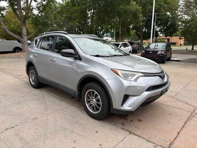 Used 2017 Toyota RAV4 LE FWD image 7