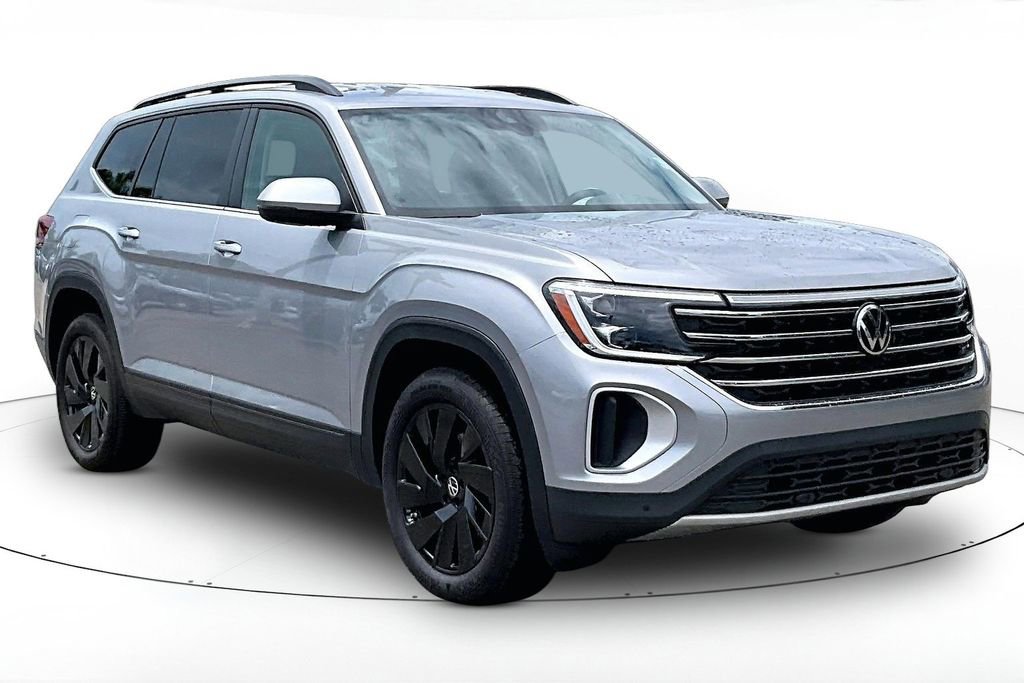 Certified 2026 Volkswagen Atlas SE w/ Black Wheel Package AWD/4WD image 1