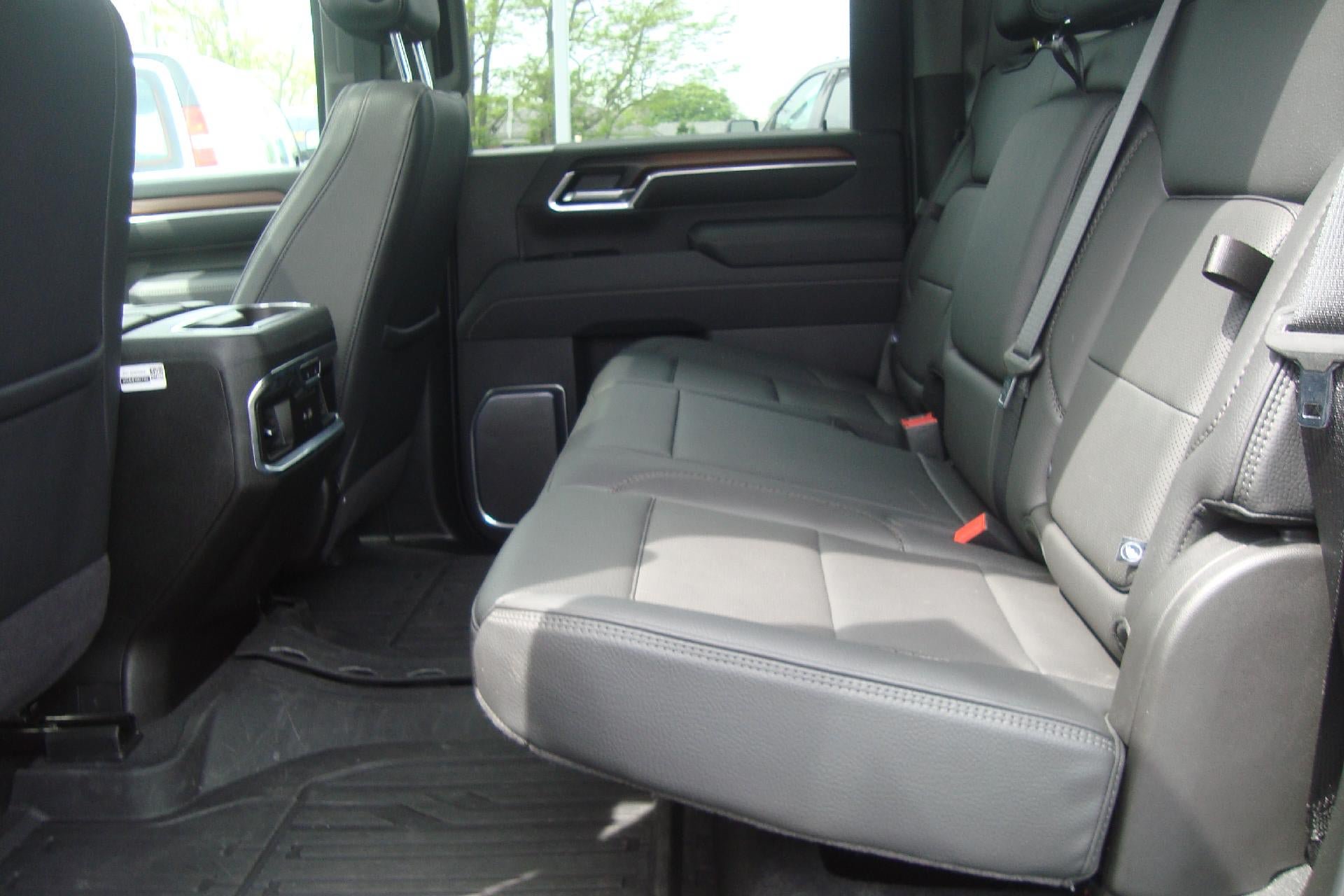 Certified 2025 GMC Sierra 2500 Denali w/ Denali Reserve Package AWD/4WD image 27