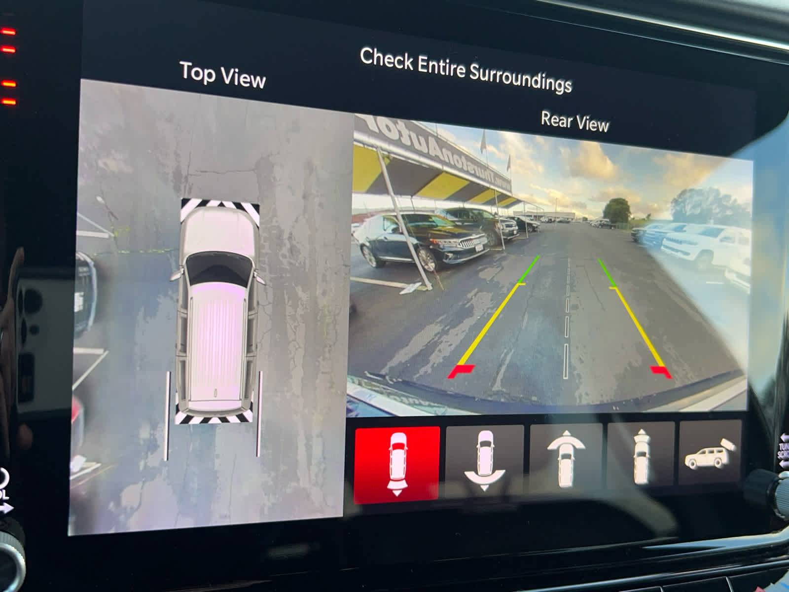 Used 2024 Jeep Grand Wagoneer L Series III image 24