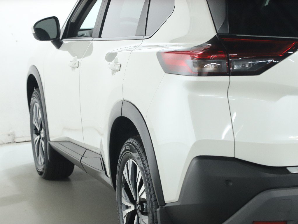 Certified 2023 Nissan Rogue SV w/ SV Premium B Package AWD/4WD image 45