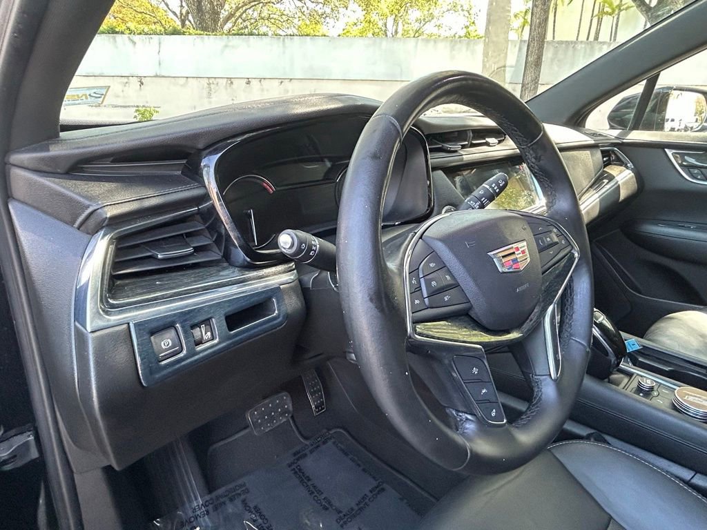 Used 2020 Cadillac XT5 Premium Luxury image 19