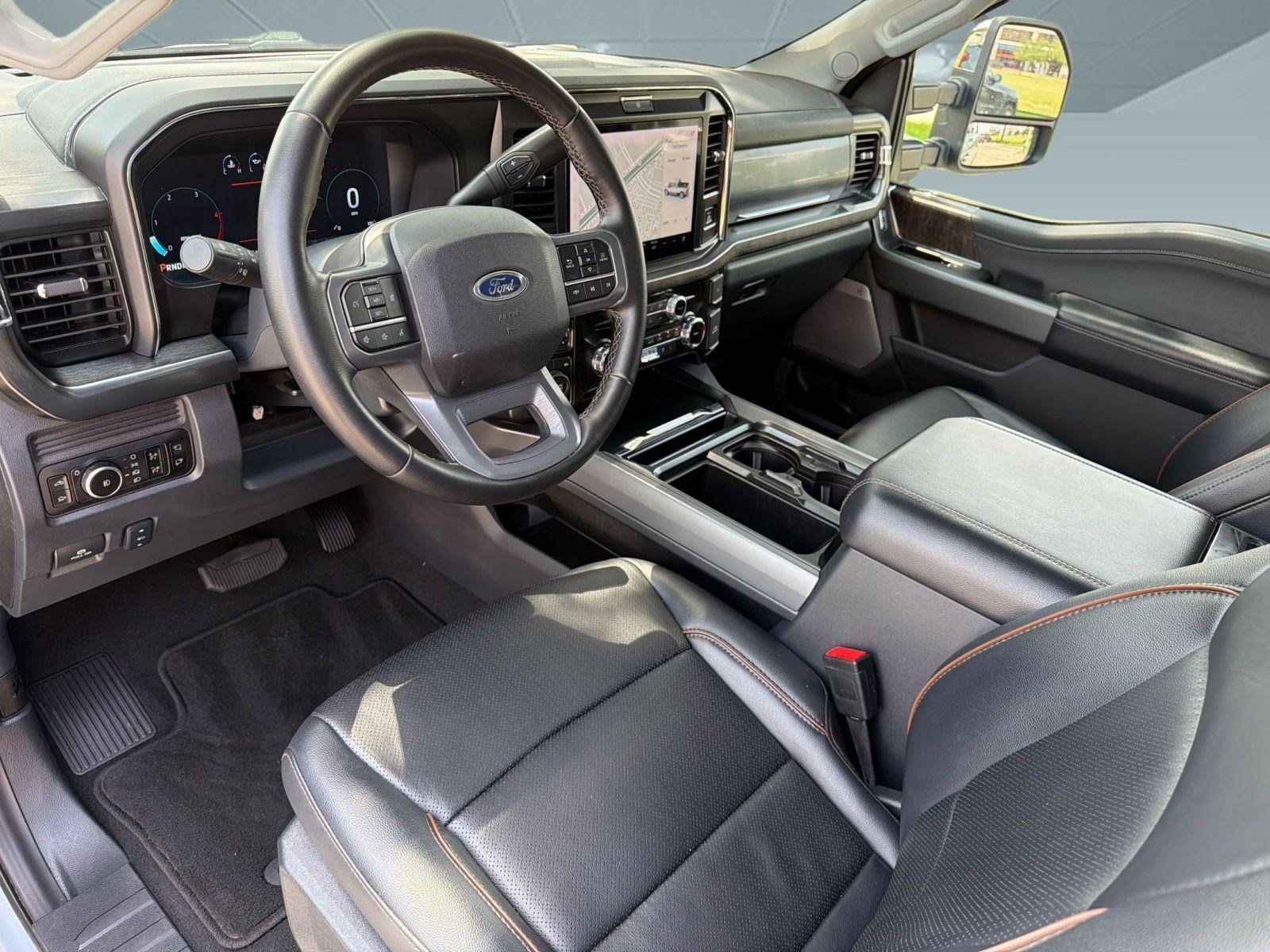Used 2026 Ford F350 Lariat w/ Chrome Package AWD/4WD image 4