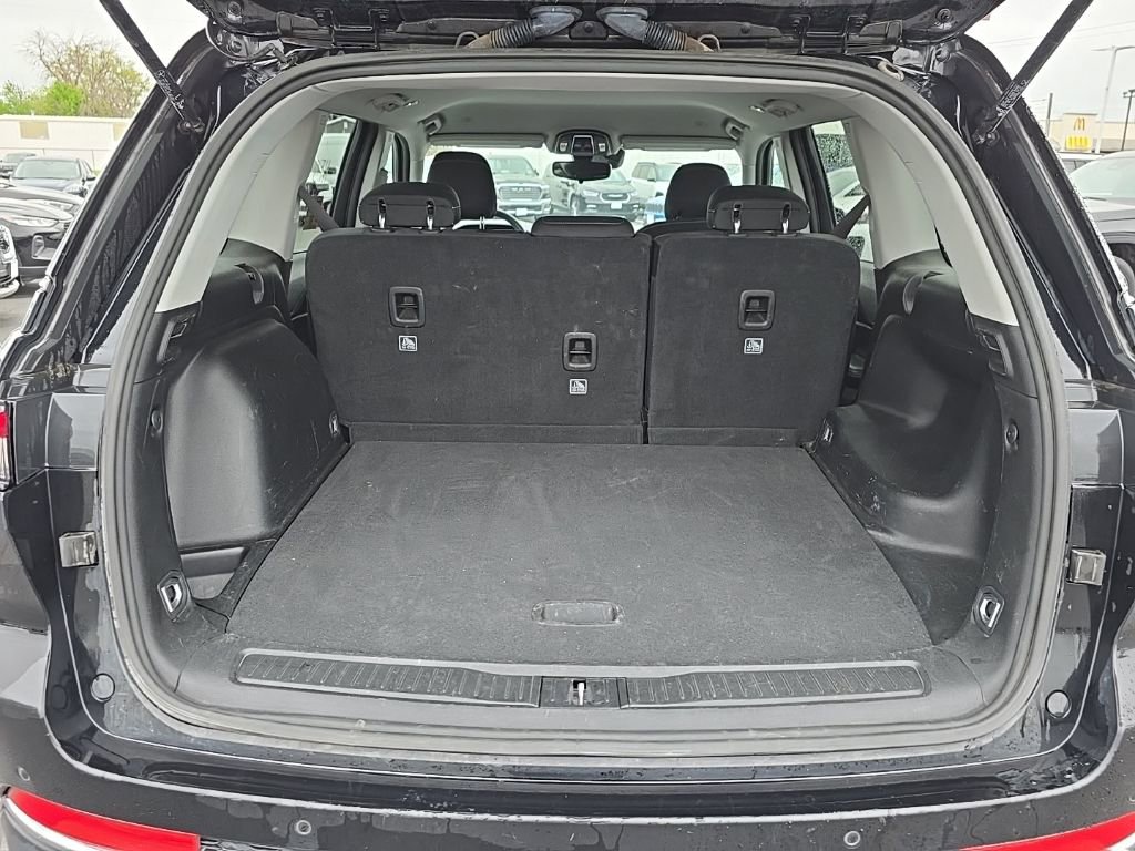 Used 2024 Jeep Grand Cherokee Laredo AWD/4WD image 63